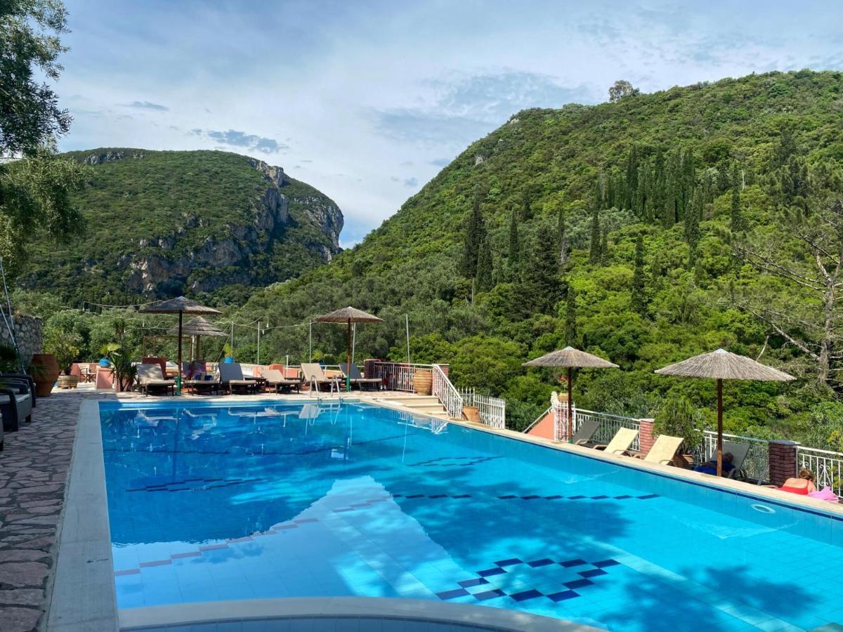 פאלאוקסטריצה Acapulco Seaside Pool Bar And Apartments מראה חיצוני תמונה